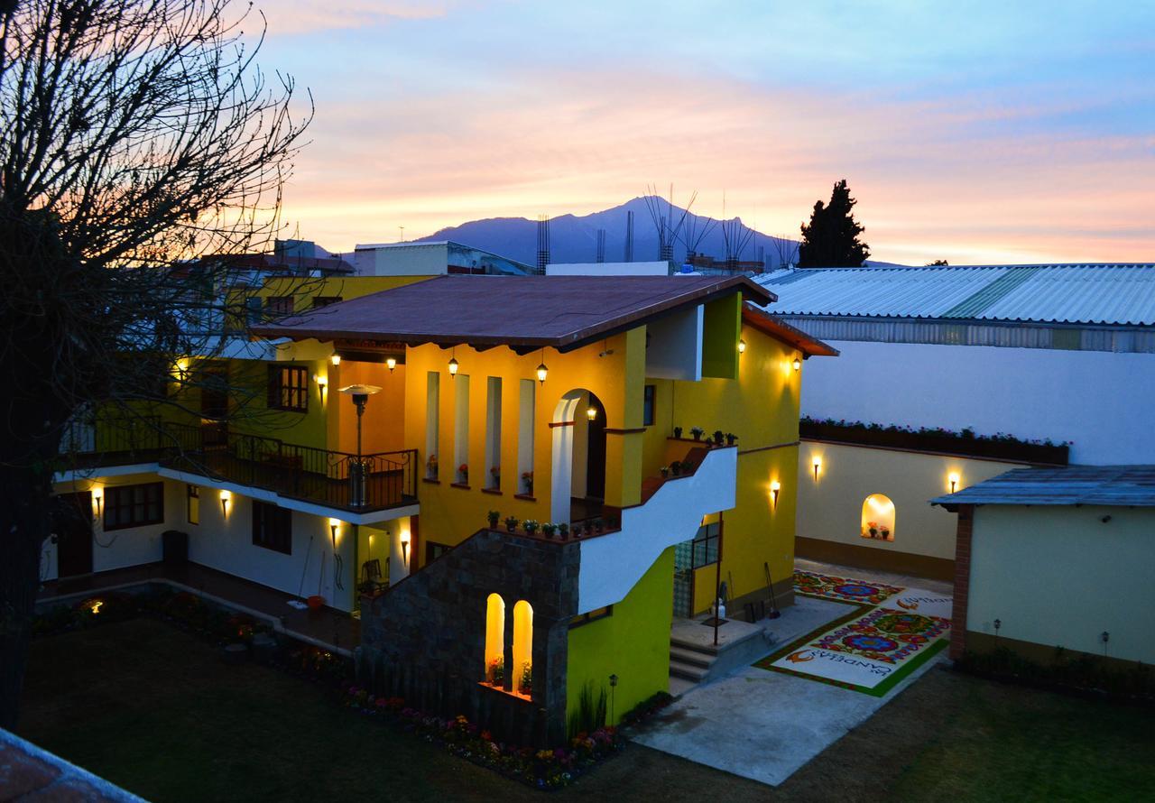 Hotel Las Candelas De Хуамантла Екстериор снимка
