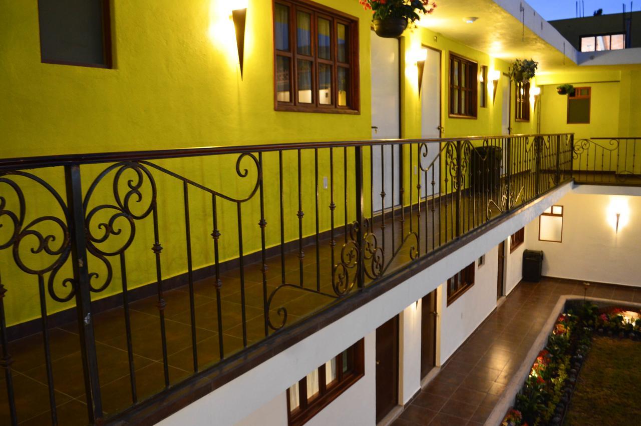 Hotel Las Candelas De Хуамантла Екстериор снимка