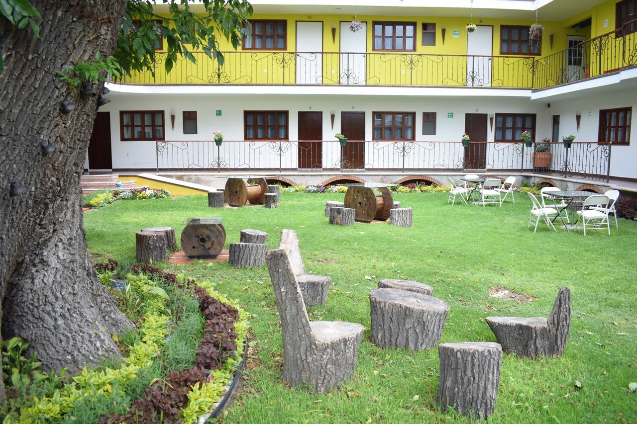 Hotel Las Candelas De Хуамантла Екстериор снимка