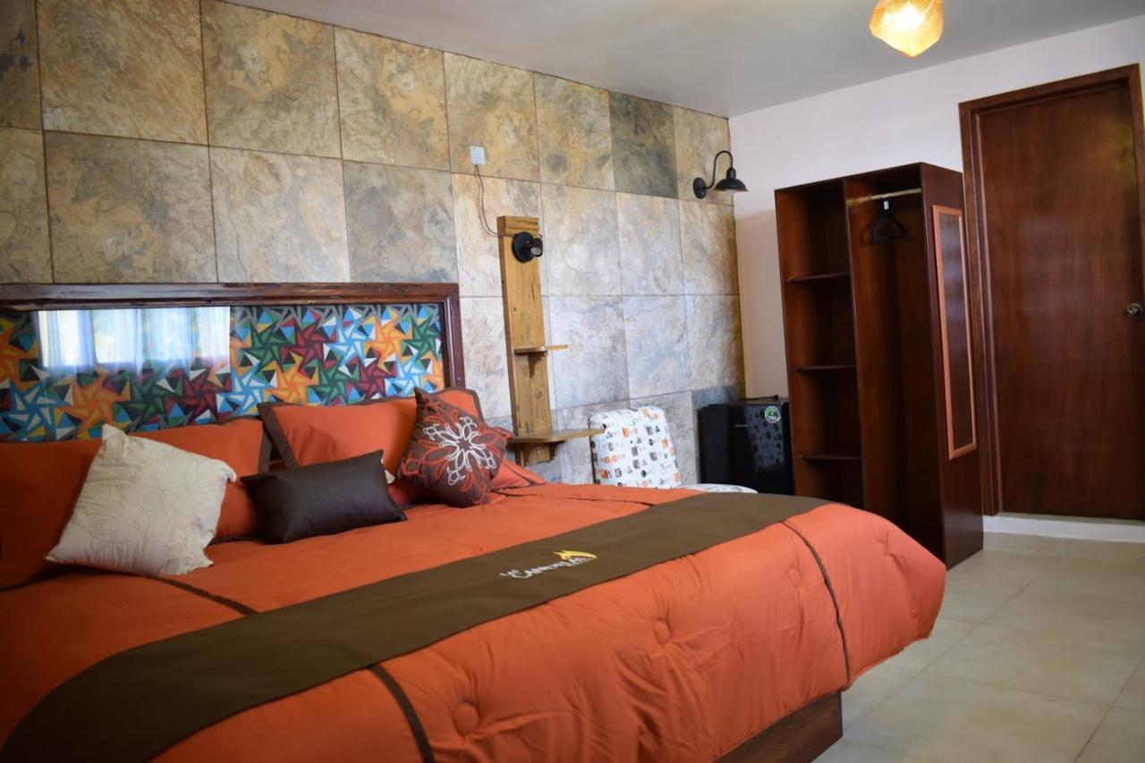 Hotel Las Candelas De Хуамантла Екстериор снимка