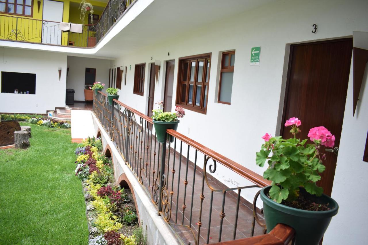 Hotel Las Candelas De Хуамантла Екстериор снимка