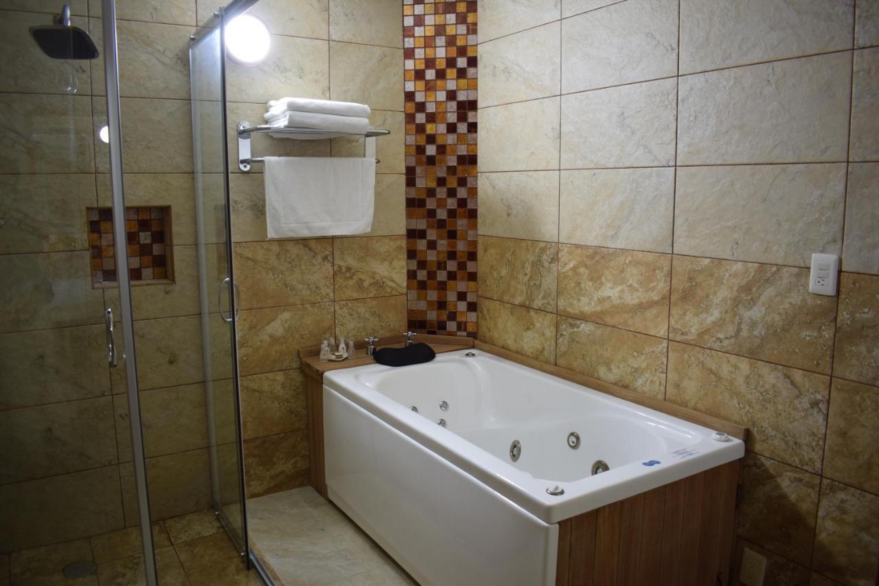 Hotel Las Candelas De Хуамантла Екстериор снимка